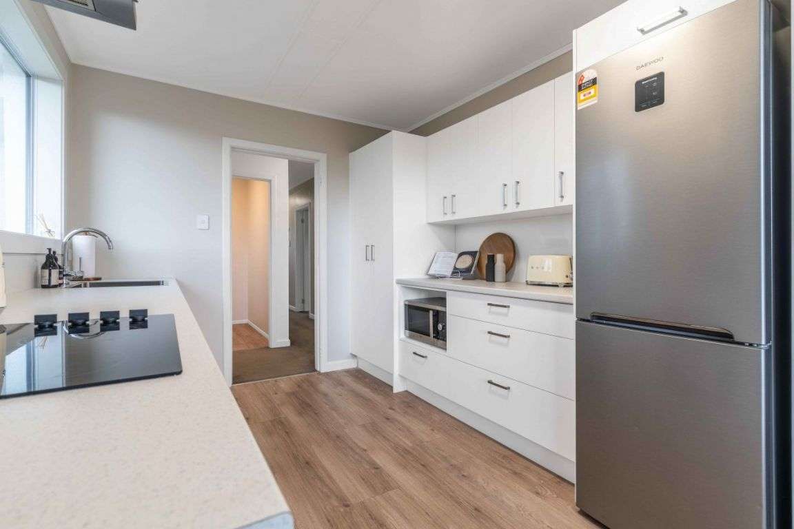 Light budget friendly kitchen